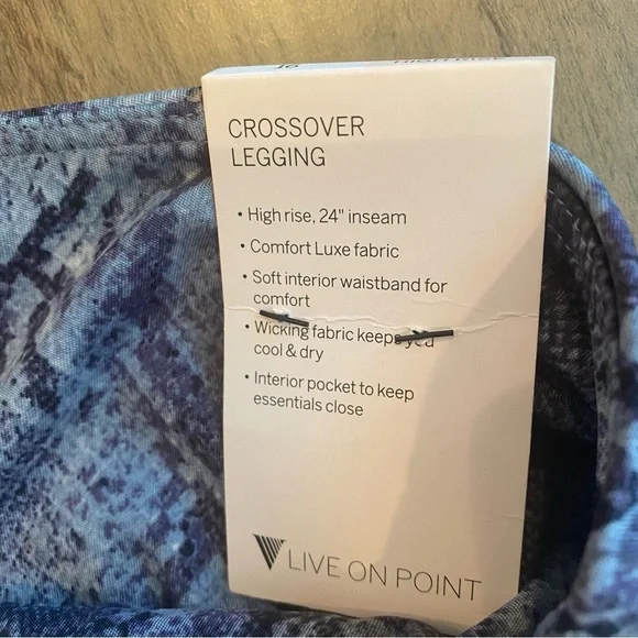 Victoria’s Secret • Navy Blue Snake Print 3/4 Length Leggings • Size 16 XL • NWT - Picture 5 of 6